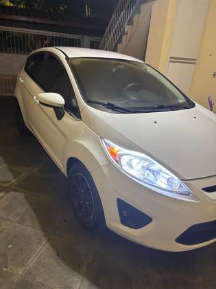 FORD FIESTA 1.6 SE HATCH 16V FLEX 4P MANUAL